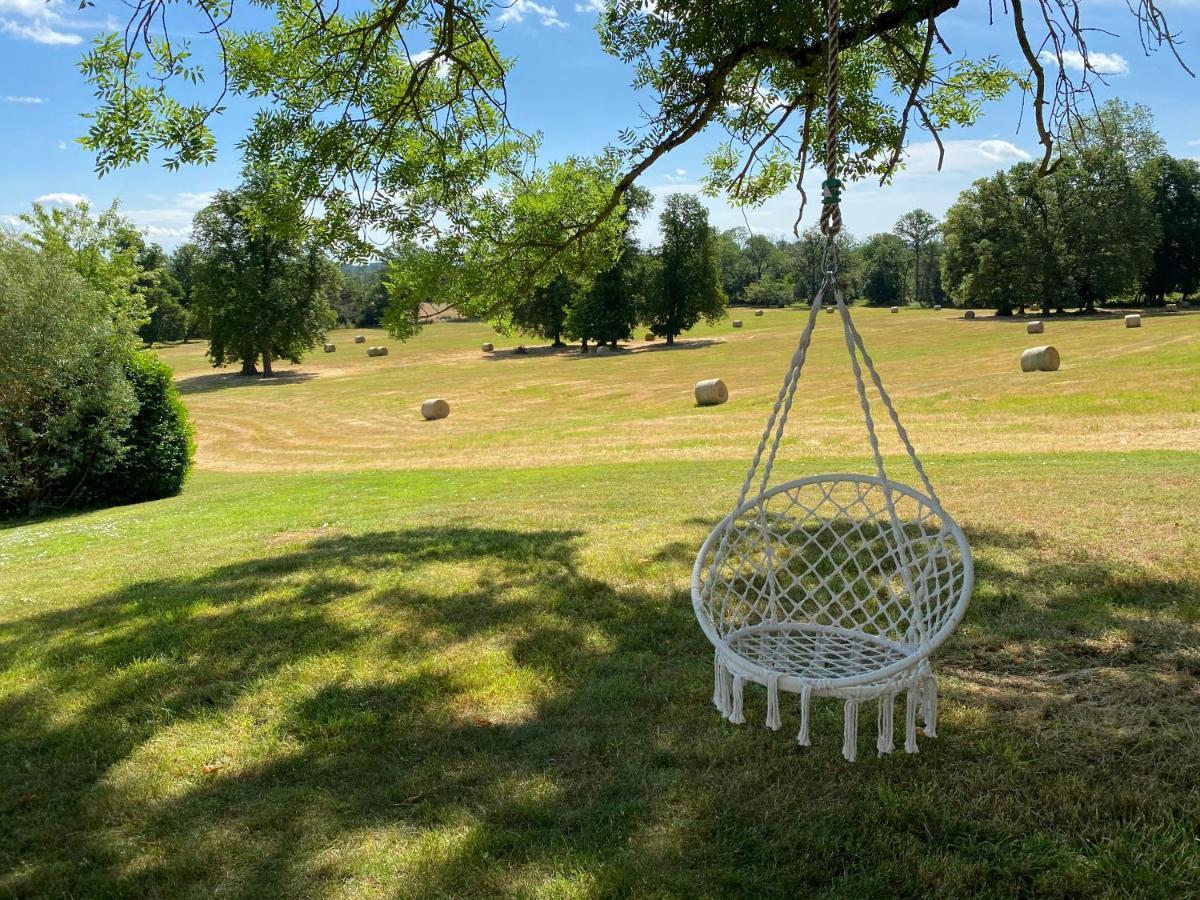 B&B Chateau De Preuil Vallenay ภายนอก รูปภาพ