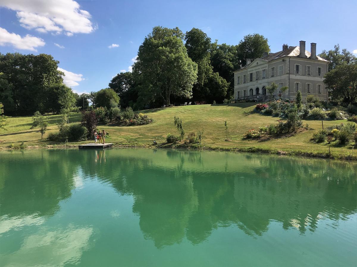 B&B Chateau De Preuil Vallenay ภายนอก รูปภาพ