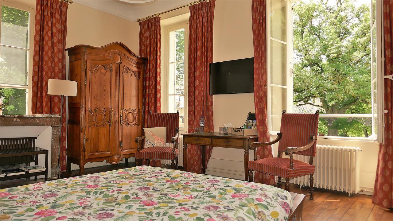B&B Chateau De Preuil Vallenay ภายนอก รูปภาพ